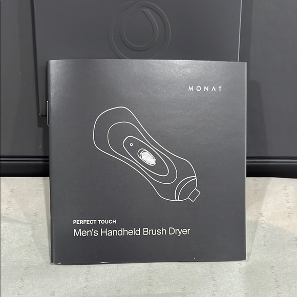 Monat Perfect Touch Men's Handheld Brush Dryer - Black - Picture 5 of 5
